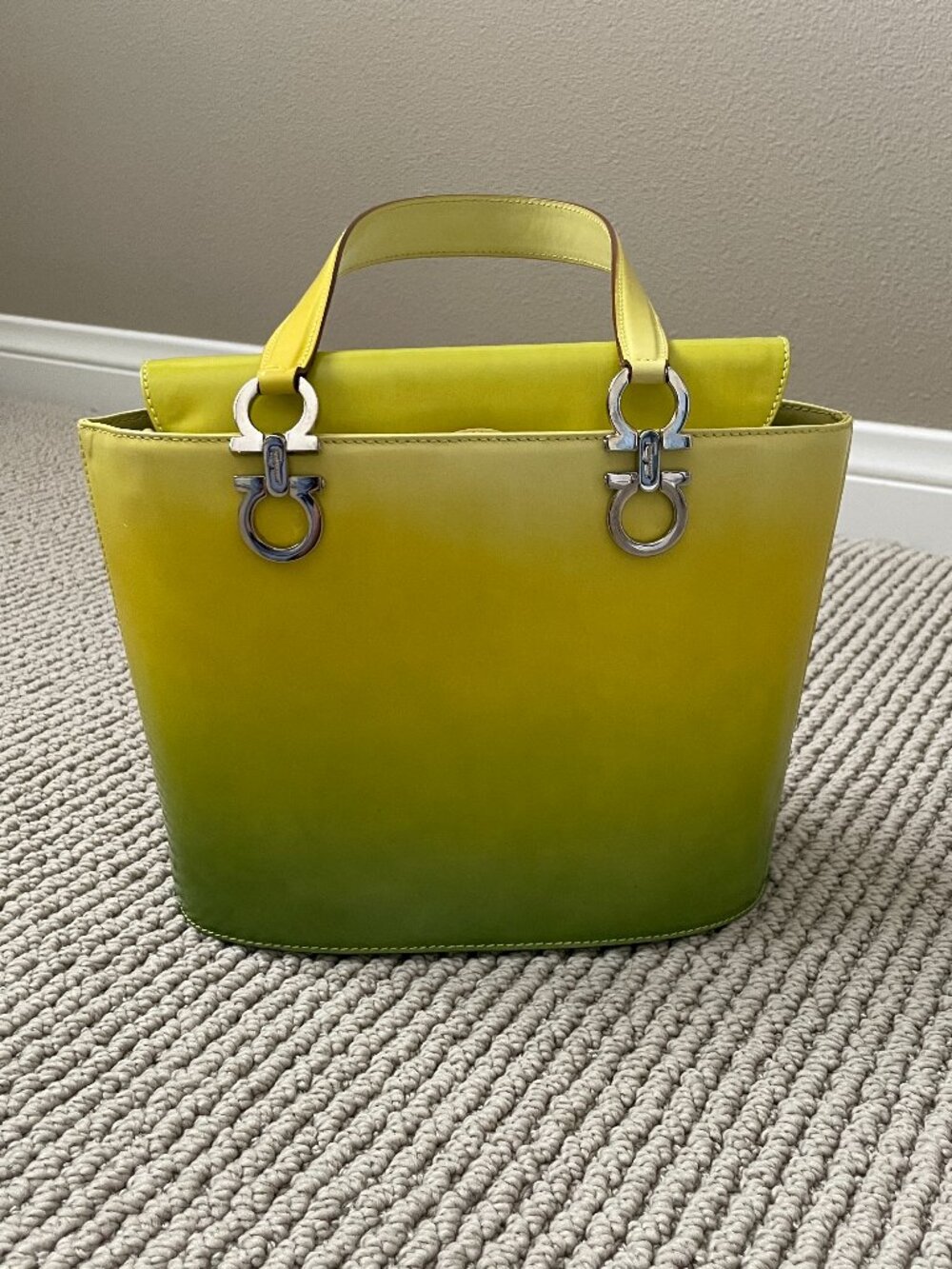 Salvatore Ferragamo Handbag/Shoulder Bag
